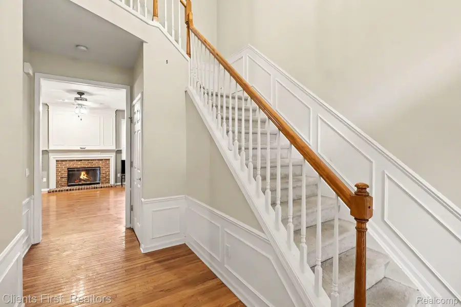 39489 Edgewater Drive, Northville, MI 48168 - #3