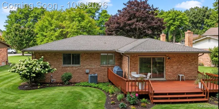 14482 Parklane Street, Livonia, MI 48154 - #3