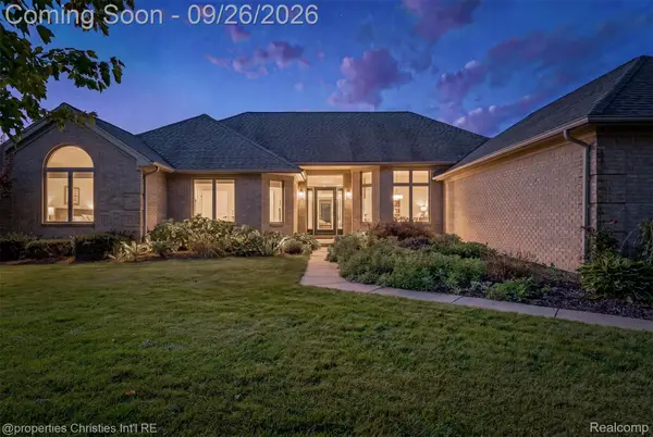 1297 Invitational Drive, Metamora, MI 48455