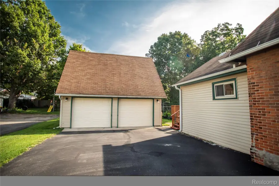 131 E Washington Street, Dimondale, MI 48821 - #3