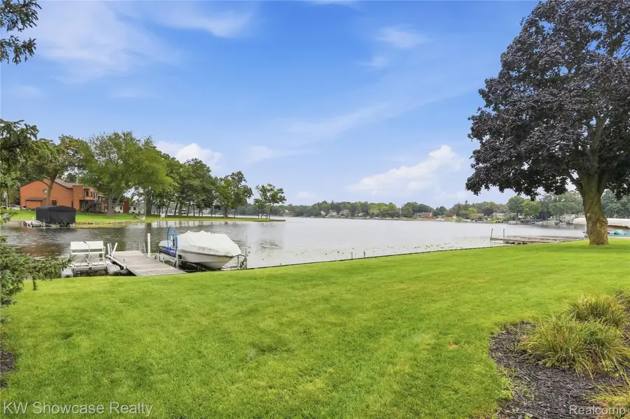 4614 Claudia Drive, Waterford, MI 48328 - #3