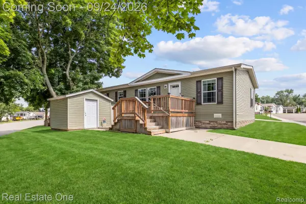 14176 E Drive, Plymouth, MI 48170