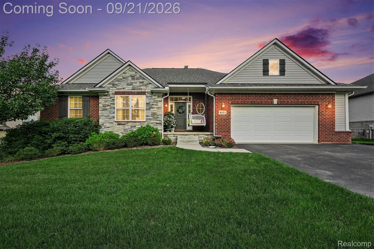 821 Snyder Street, Oxford, MI 48371 - #1