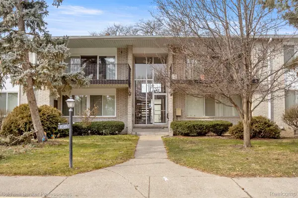 8545 Kennedy Circle #3, Warren, MI 48093