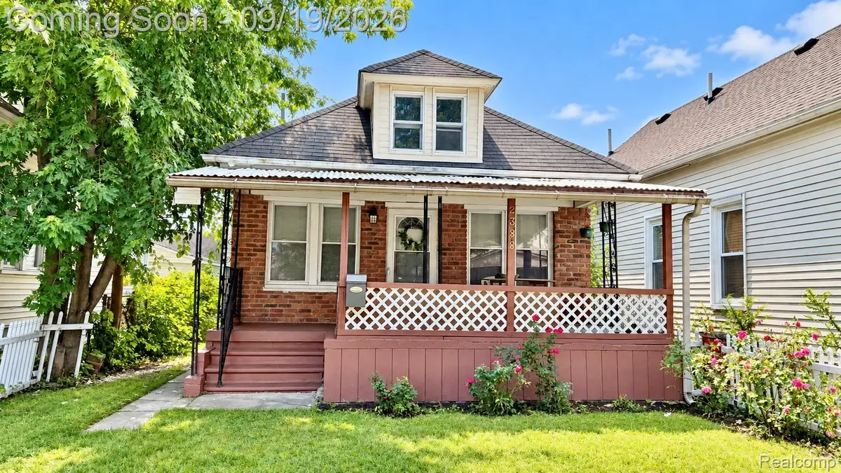 2388 Zinow Street, Hamtramck, MI 48212 - #1