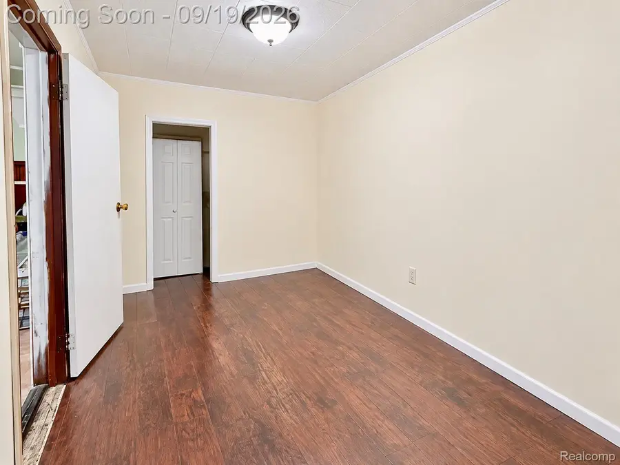 2388 Zinow Street, Hamtramck, MI 48212 - #3