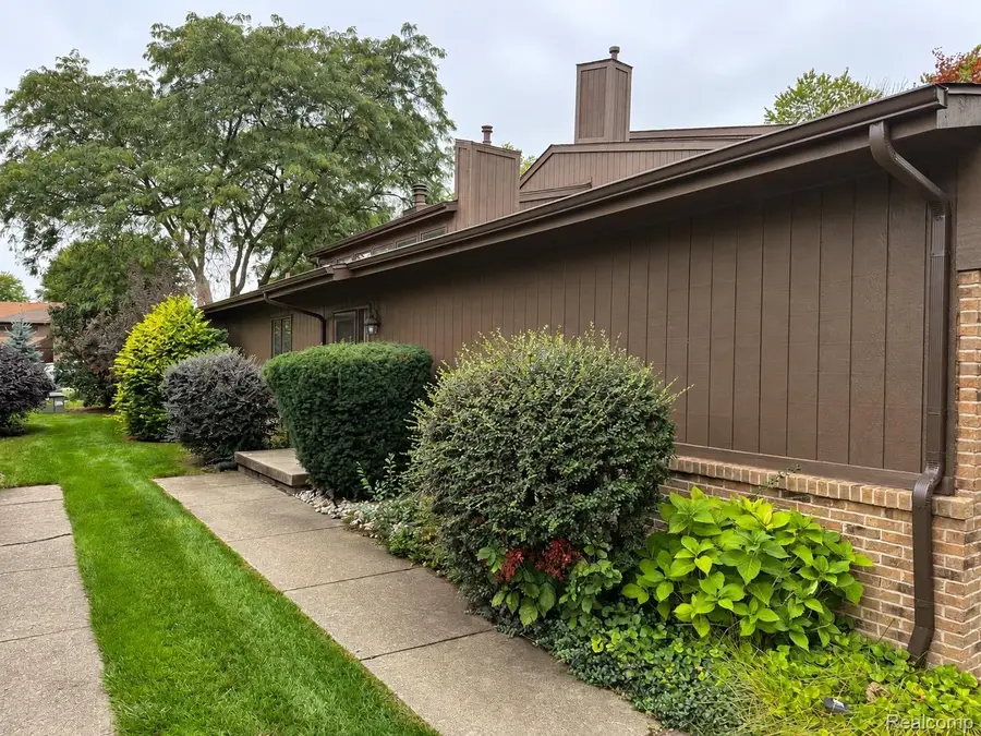 112 Riverview Boulevard, Flushing, MI 48433 - #3