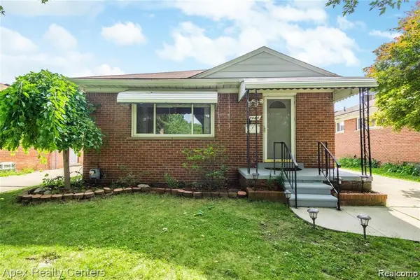 8444 Nightingale Street, DearbornHeights, MI 48127