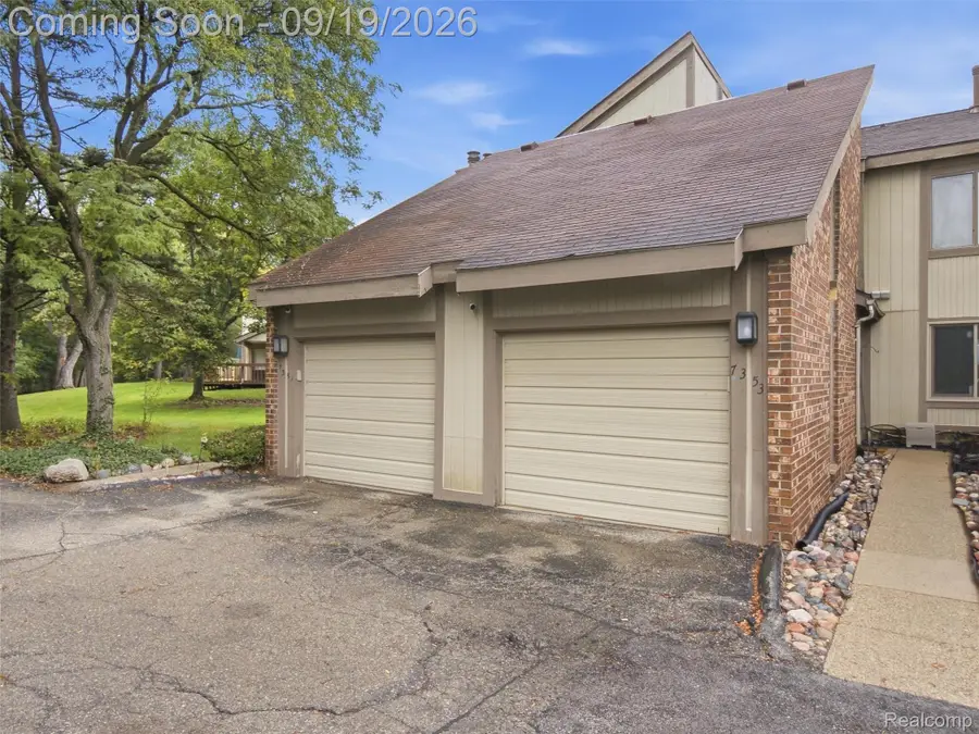 7351 Brynmawr Drive, West Bloomfield, MI 48322 - #2