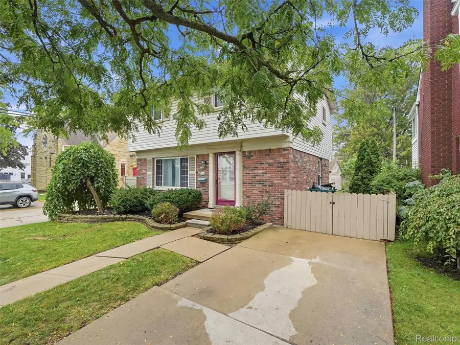 1890 21st Street, Wyandotte, MI 48192 - #3