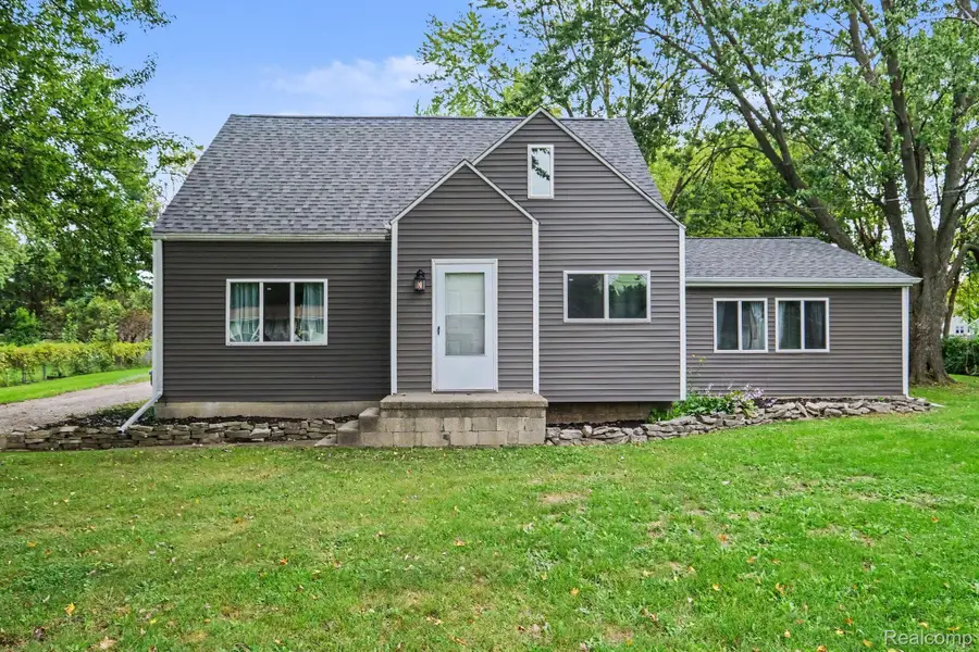 4129 Moulton Drive, Flint, MI 48507 - #3