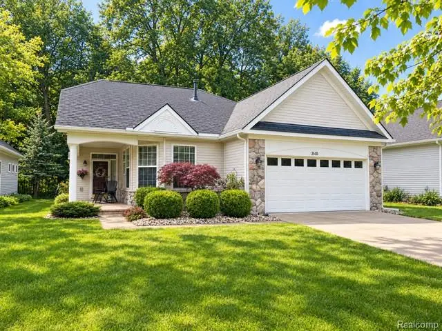 3510 Riverside Drive, Auburn Hills, MI 48326 - #1