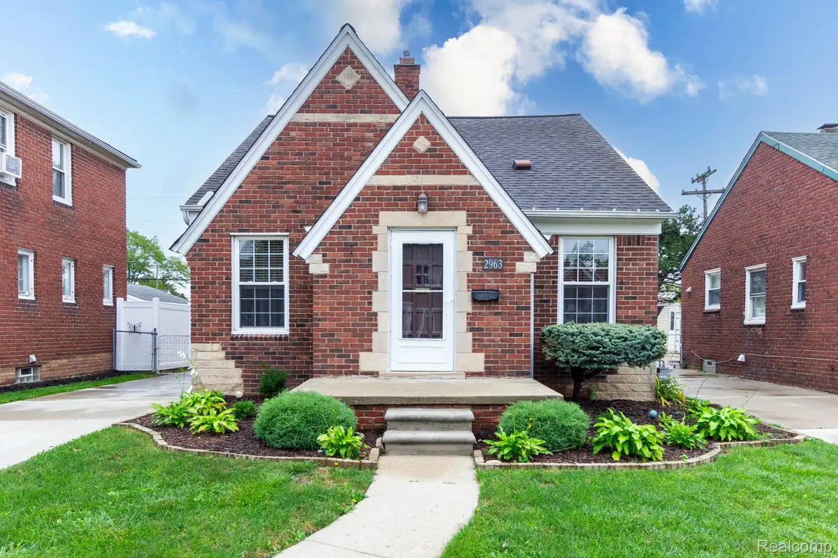 2963 22nd Street, Wyandotte, MI 48192 - #1