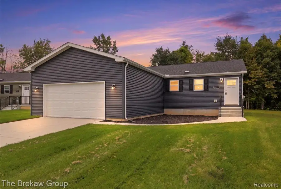 4231 Sugar Maple Run, Flint, MI 48506 - #2