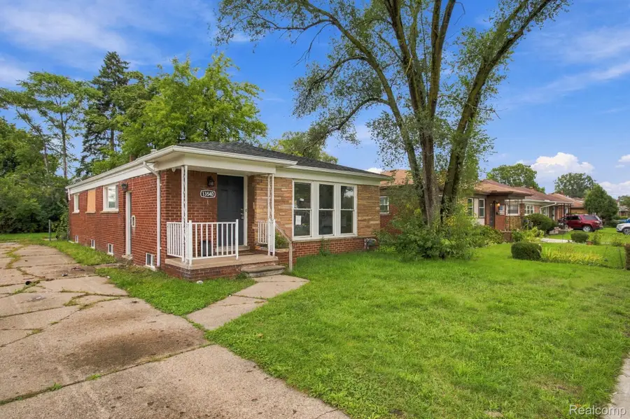 13540 Dartmouth Street, Oak Park, MI 48237 - #3