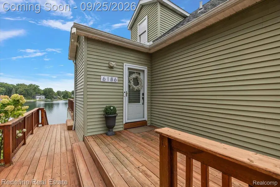 6186 Fonda Lake Drive, Brighton, MI 48116 - #2