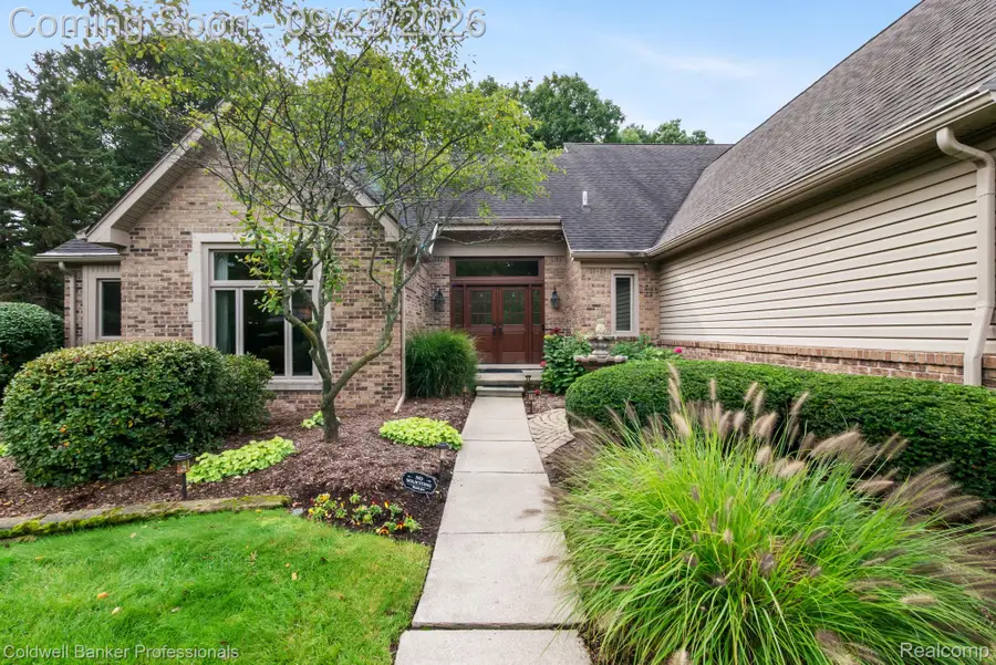 48925 Plum Tree Drive, Plymouth, MI 48170 - #3