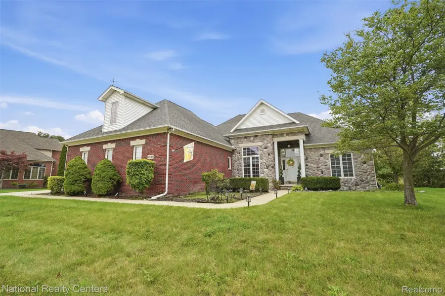 8401 Heartwood Drive, Newport, MI 48166 - #2