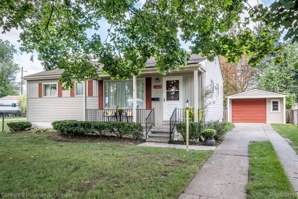 33618 Donnelly Street, GardenCity, MI 48135