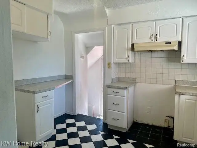 18477 Lindsay Street, Detroit, MI 48235 - #3