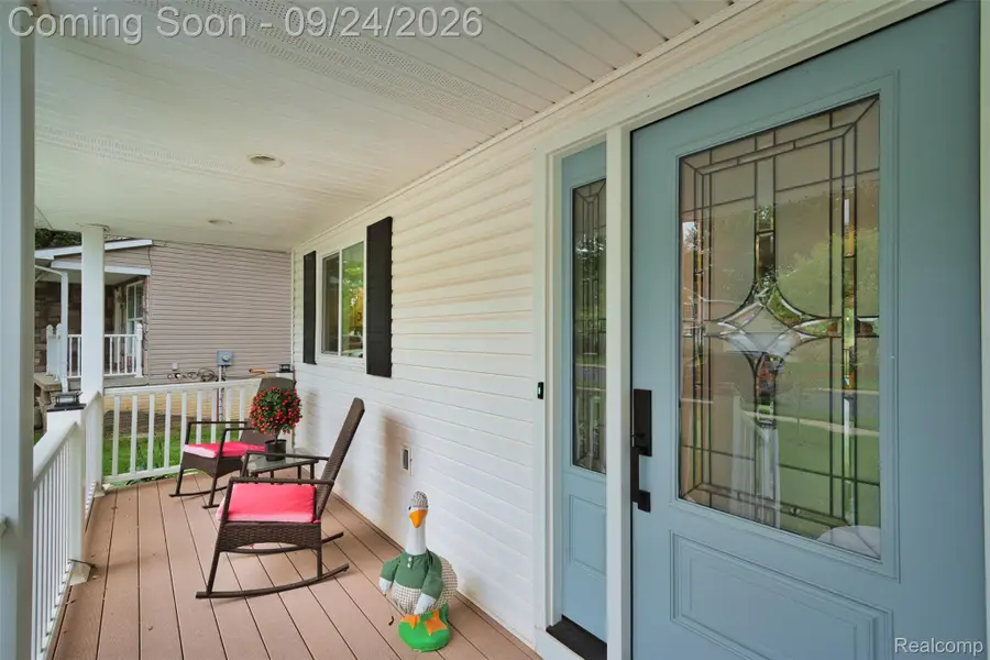 1355 Sherwood Forest Court, Waterford, MI 48327 - #3
