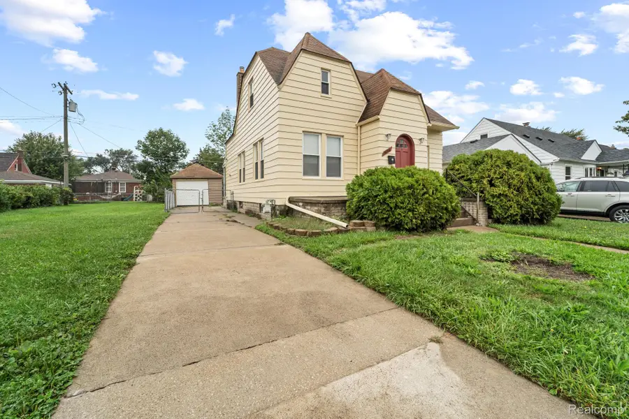4216 Lafayette Boulevard, Lincoln Park, MI 48146 - #2