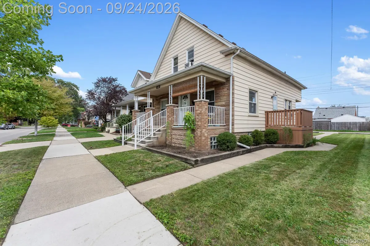 2483 10th Street, Wyandotte, MI 48192 - #1