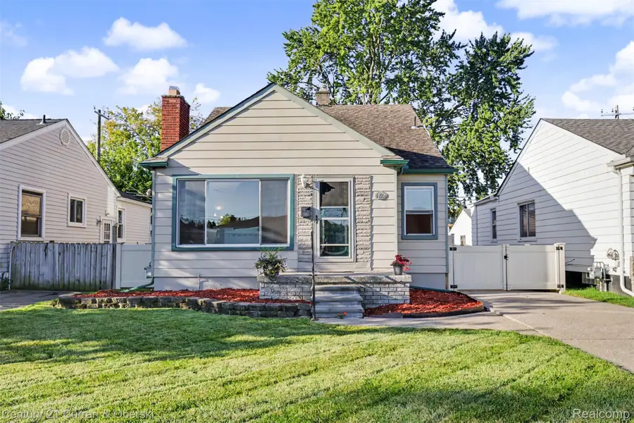 14991 College Avenue, Allen Park, MI 48101 - #3