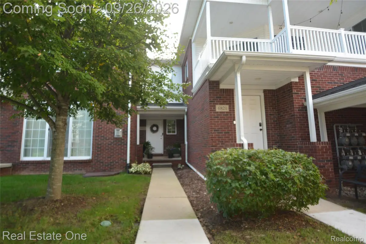 6825 Boulder Pointe Drive #32, Washington, MI 48094 - #1