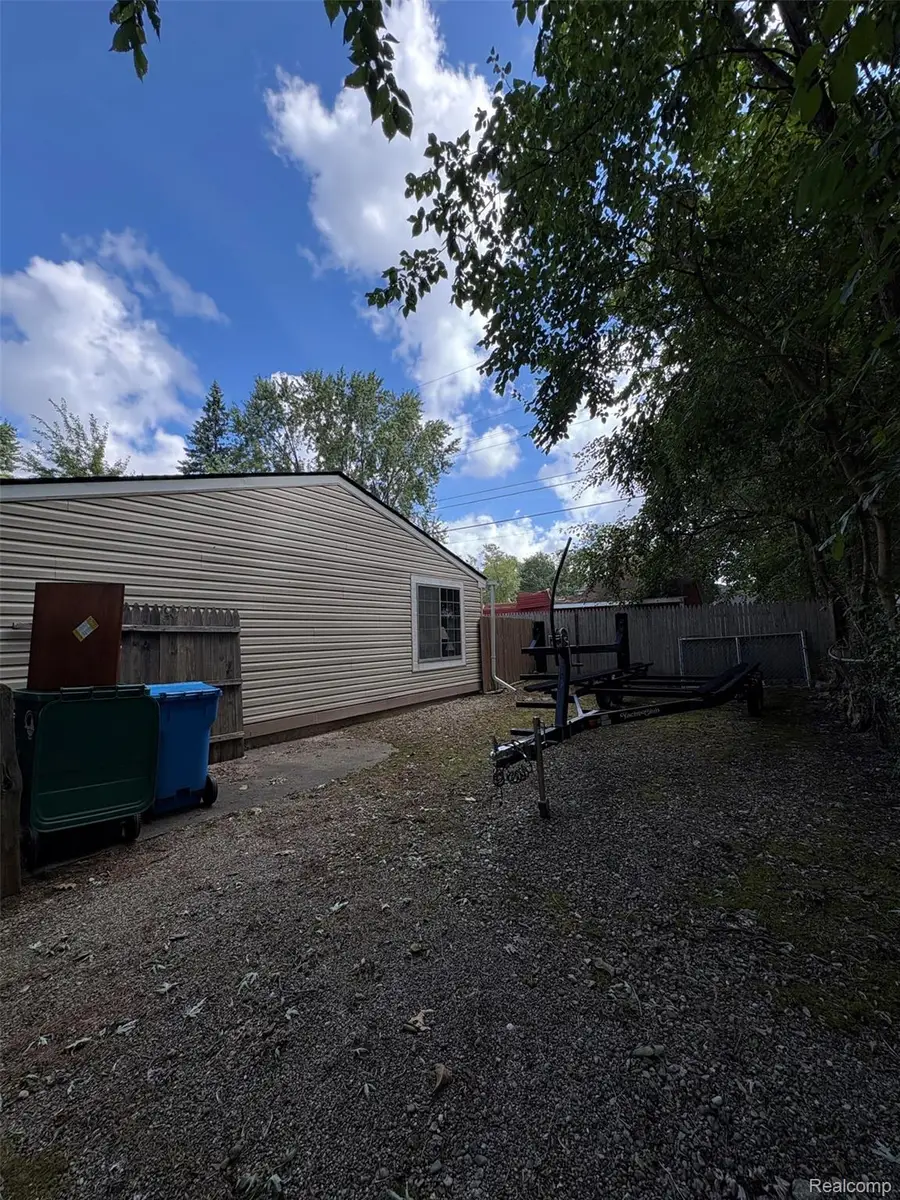 3265 Chambourne Street, Commerce Township, MI 48382 - #3