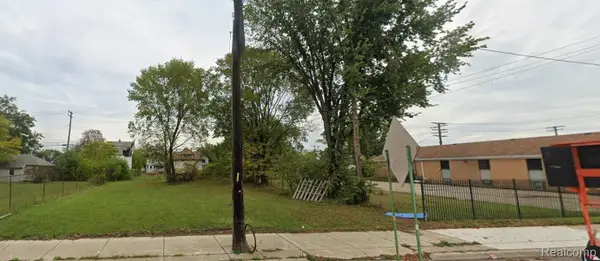 5726 Van Dyke Street, Detroit, MI 48213