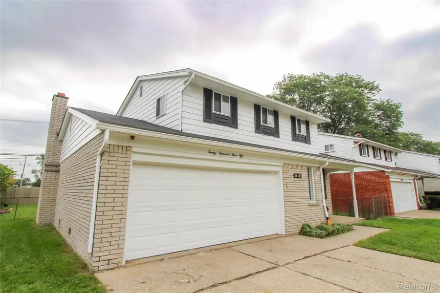 20350 Alderton Street, Detroit, MI 48219 - #2
