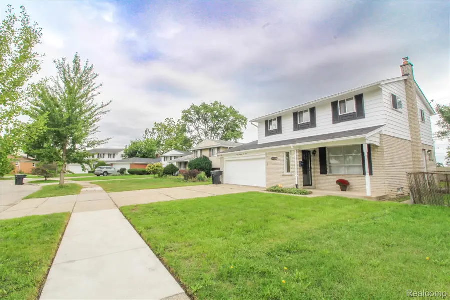 20350 Alderton Street, Detroit, MI 48219 - #3