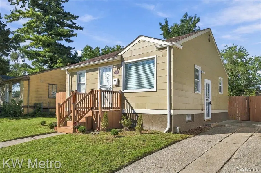 18475 Caldwell Street, Detroit, MI 48234 - #3
