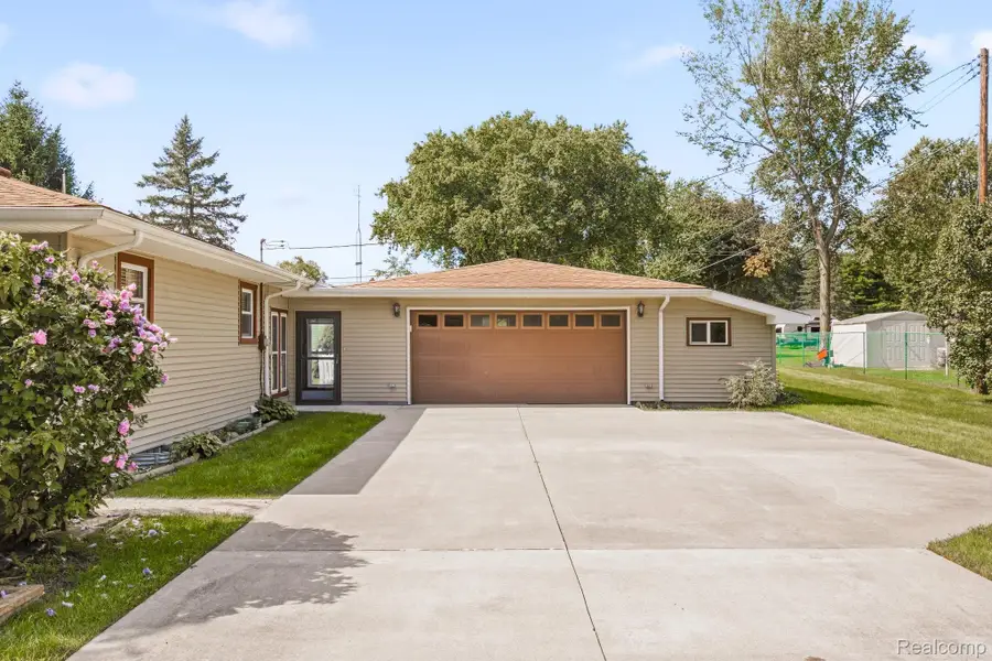 5276 S Hillcrest Drive, Clyde, MI 48049 - #2