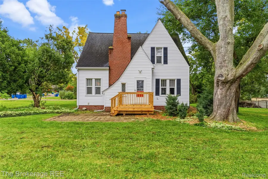 3091 Edgefield Drive, Waterford, MI 48328 - #3