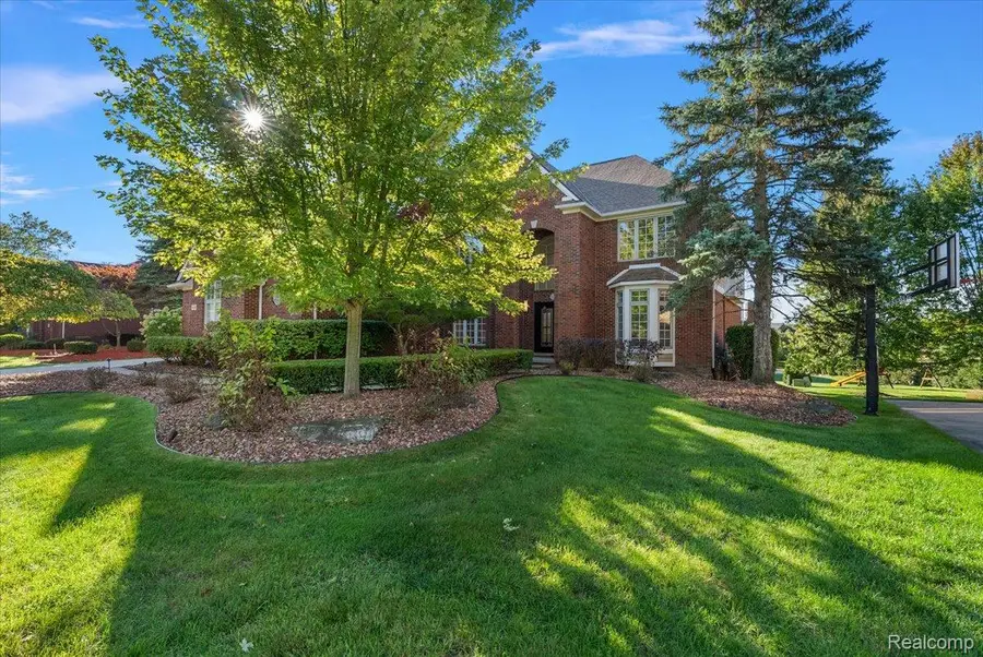 24060 Broadmoor Park Lane, Novi, MI 48374 - #3