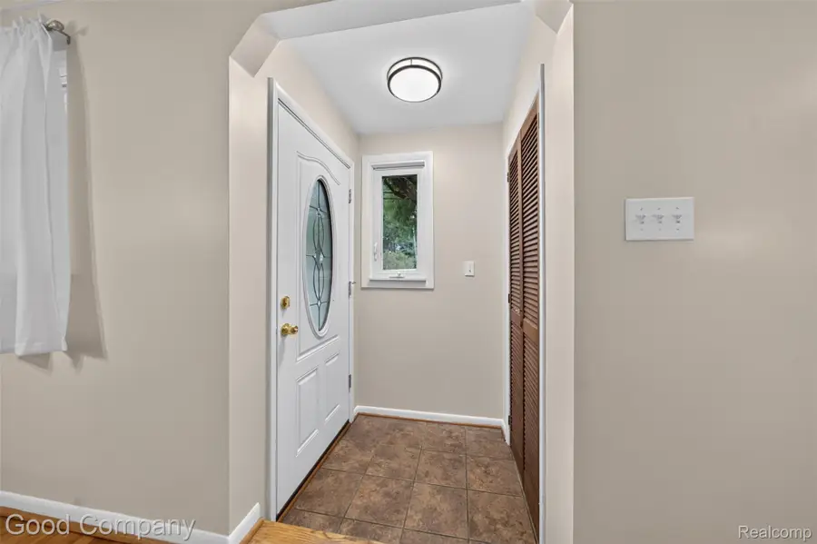 3024 Marais Avenue, Royal Oak, MI 48073 - #3