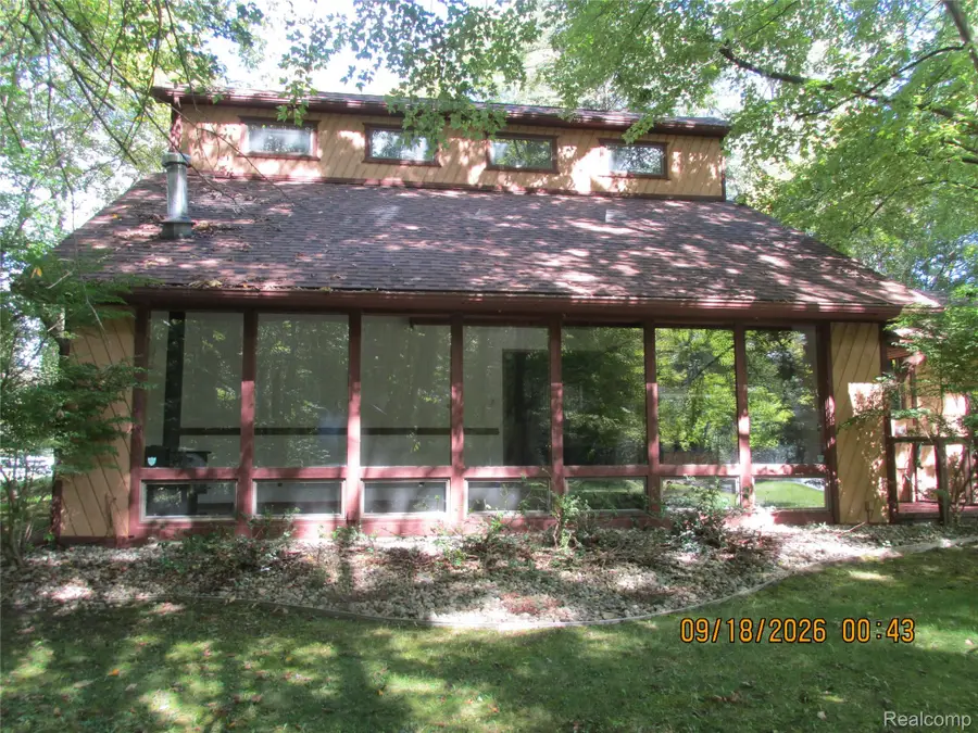 8505 Lindsey Road, Casco, MI 48064 - #3