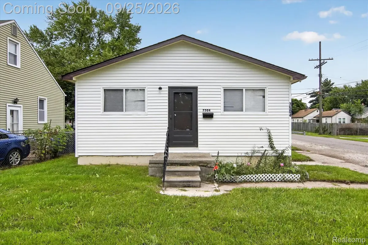 7504 Lozier Avenue, Warren, MI 48091 - #1