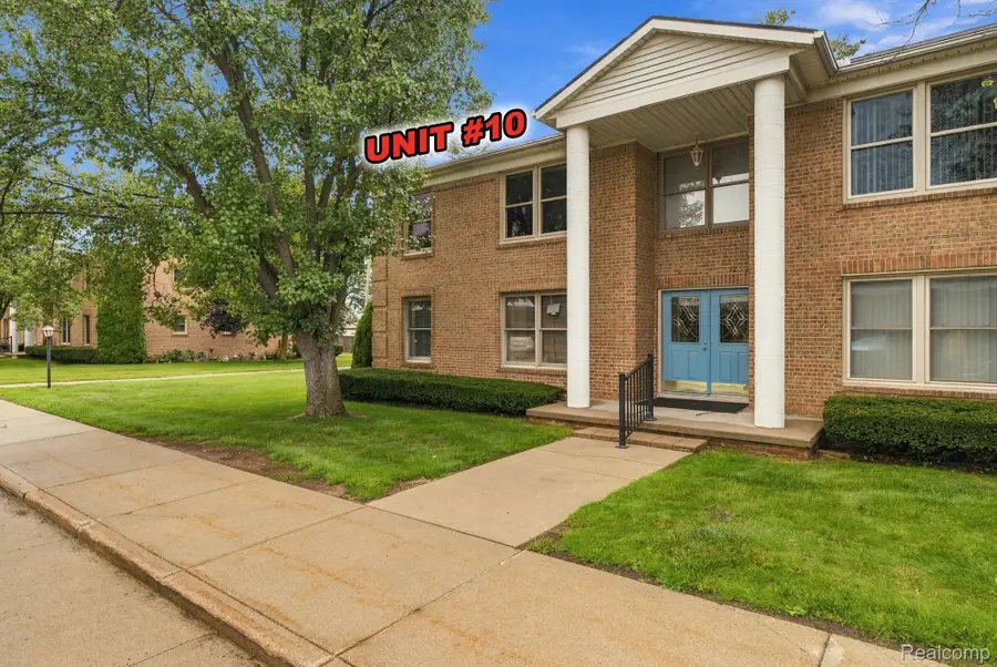 275 Maywood Street #10, Marysville, MI 48040 - #3