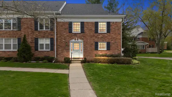 1000 Trailwood Path, BloomfieldHills, MI 48301