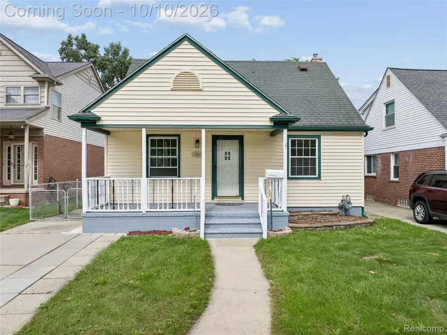 21248 Audette Street, Dearborn, MI 48124 - #2