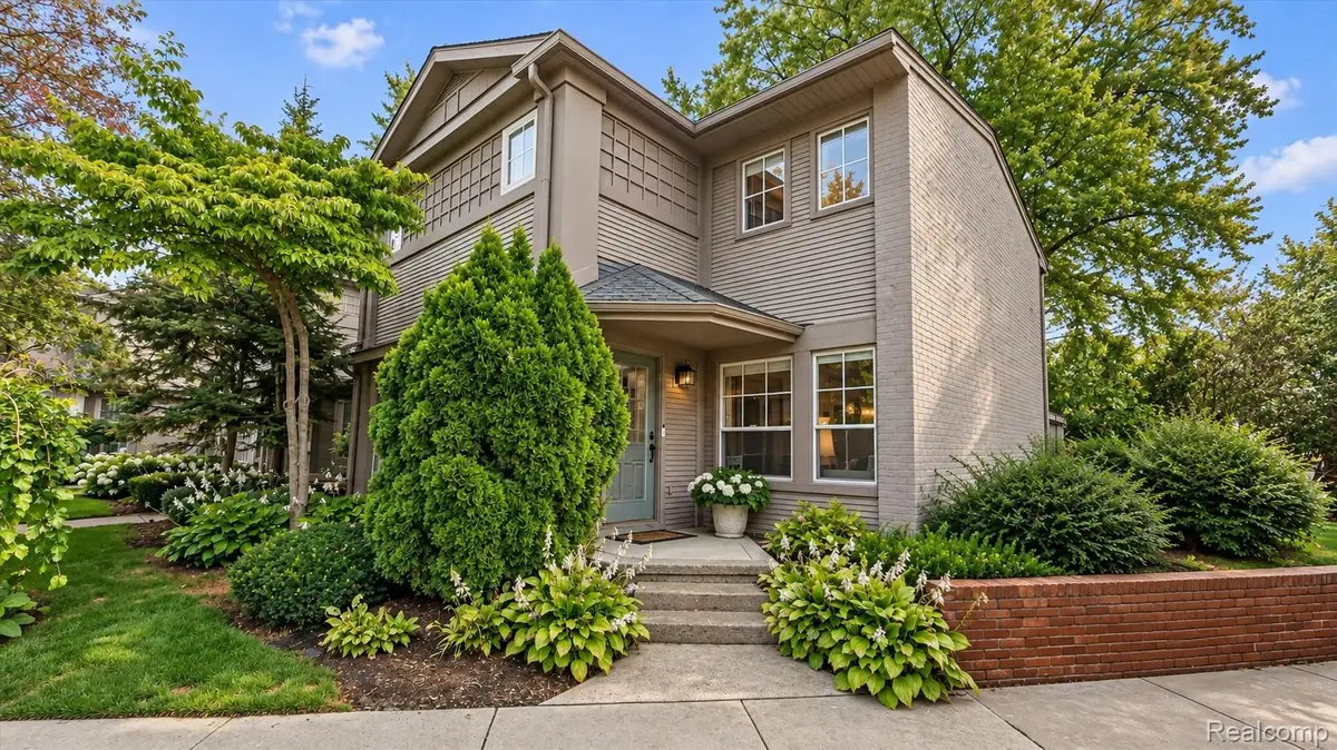 1051 N Old Woodward Avenue, Birmingham, MI 48009 - #1