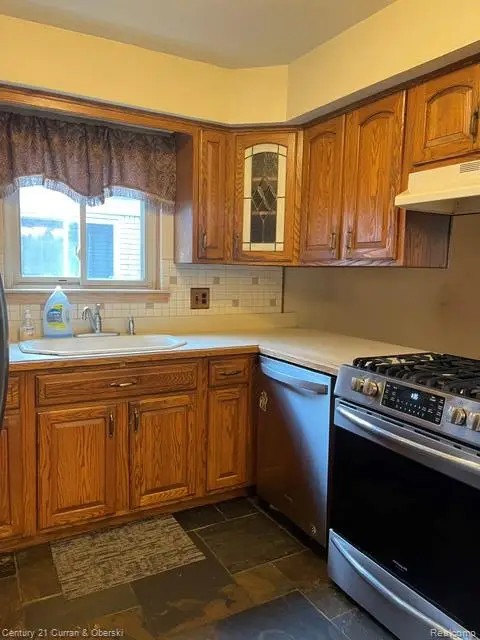 12156 Corvair Drive, Sterling Heights, MI 48312 - #3