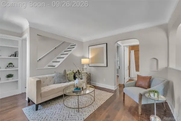 21612 Harper Lake Avenue, StClairShores, MI 48080
