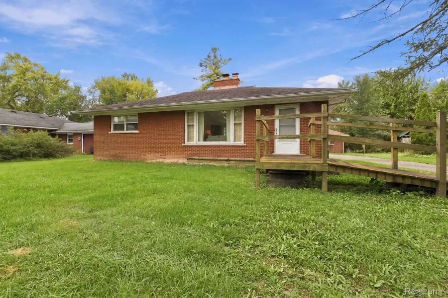 20290 Meridian Road, Grosse Ile, MI 48138 - #3