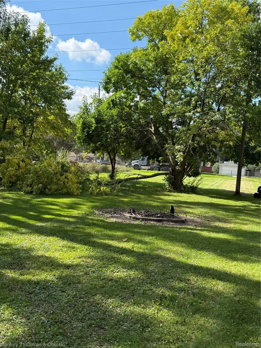 8126 Pardee Road, Taylor, MI 48180 - #3