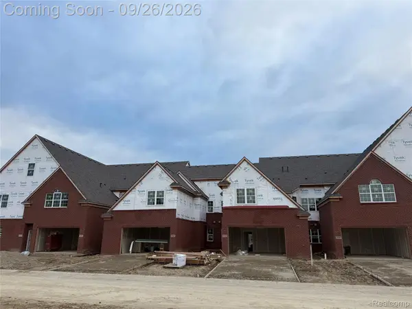 4484 Southbridge Drive #582, Canton, MI 48188
