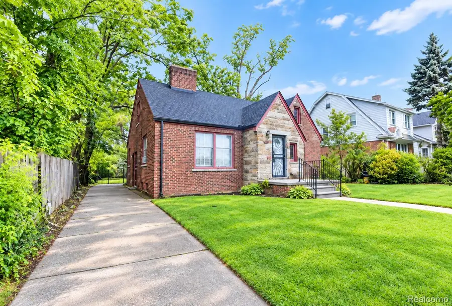 13401 Hartwell Street, Detroit, MI 48227 - #2
